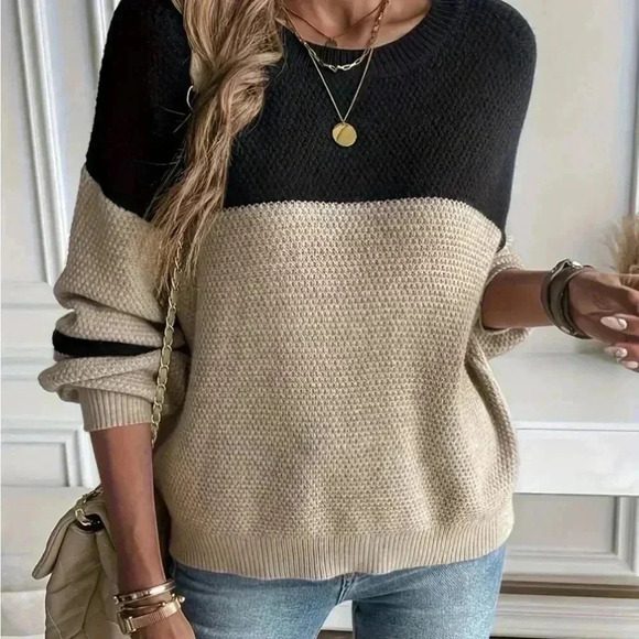 👗Bundle 5/$25👗 Cozy Color Block Crew Neck Knitted Sweater 8/10 - Picture 2 of 3
